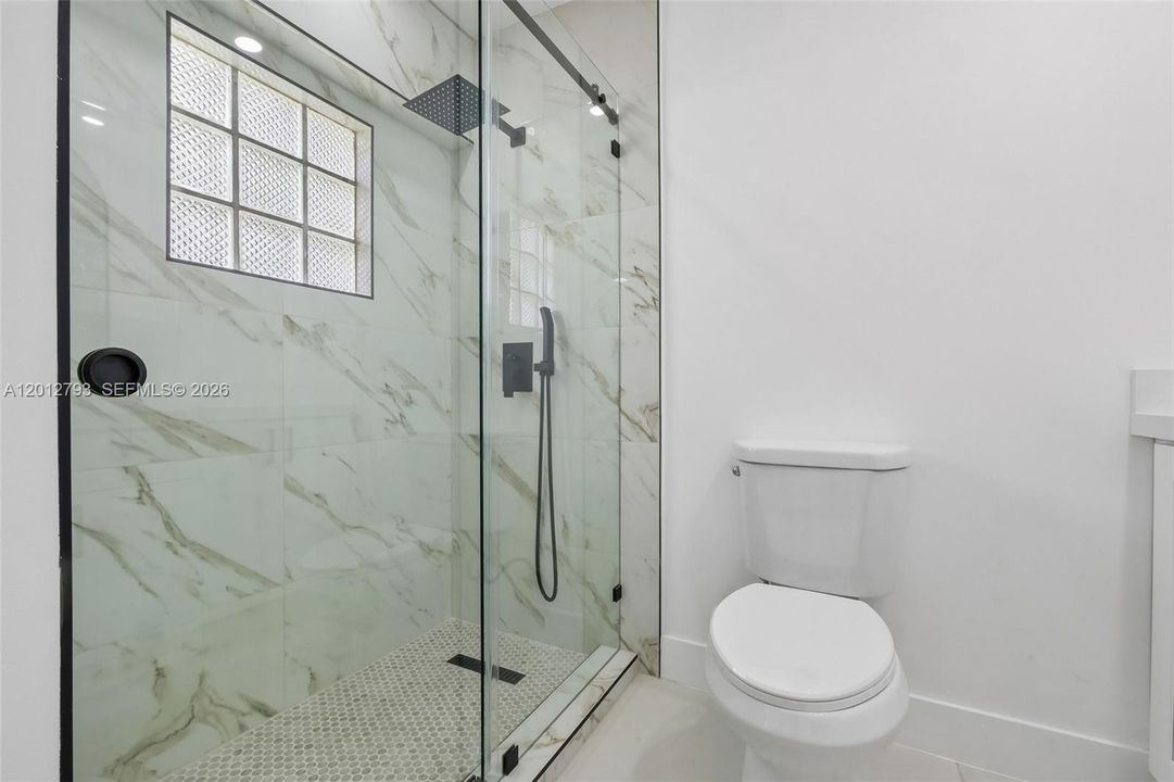 Active With Contract: $650,000 (3 beds, 2 baths, 1732 Square Feet)