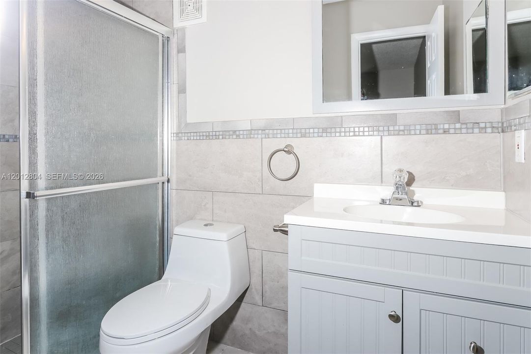 Недавно арендовано: $1,960 (3 спален, 2 ванн, 1296 Квадратных фут)