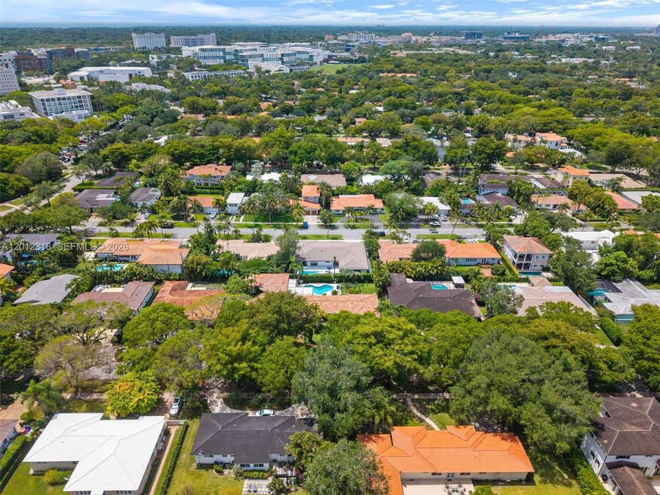 На продажу: $3,999,000 (4 спален, 3 ванн, 3050 Квадратных фут)