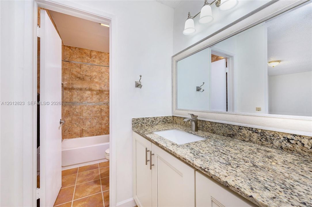 For Sale: $650,000 (4 beds, 3 baths, 1962 Square Feet)