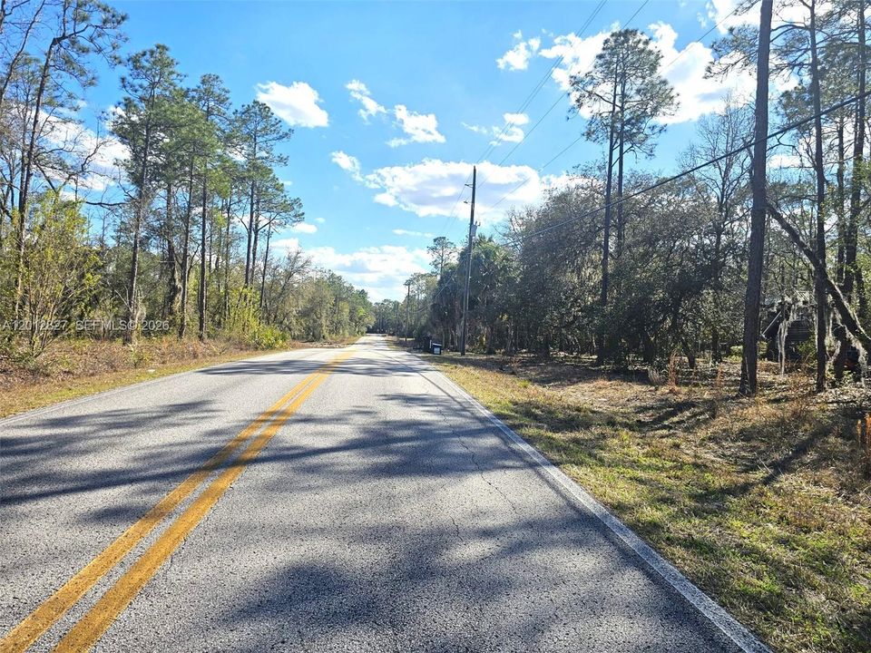 En Venta: $28,900 (0.99 acres)