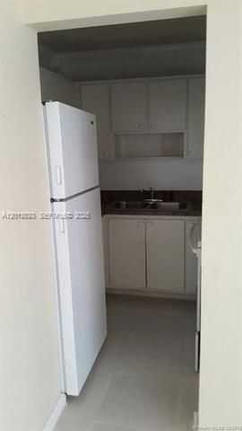 For Sale: $169,900 (2 beds, 2 baths, 800 Square Feet)