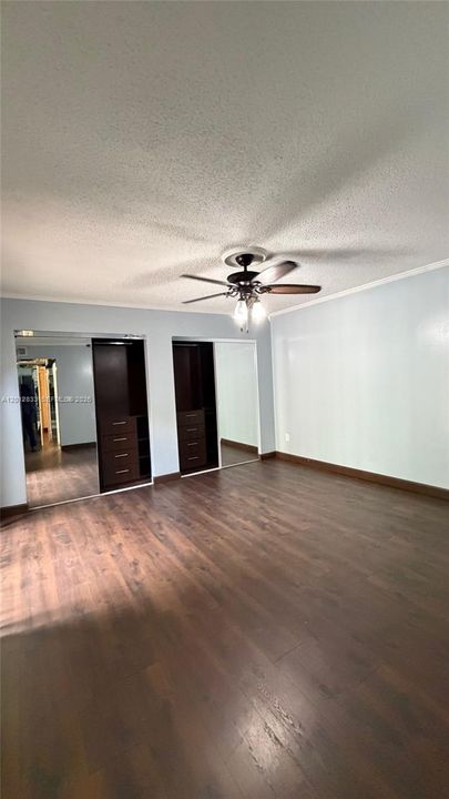 Activo con contrato: $3,000 (4 camas, 3 baños, 1665 Pies cuadrados)