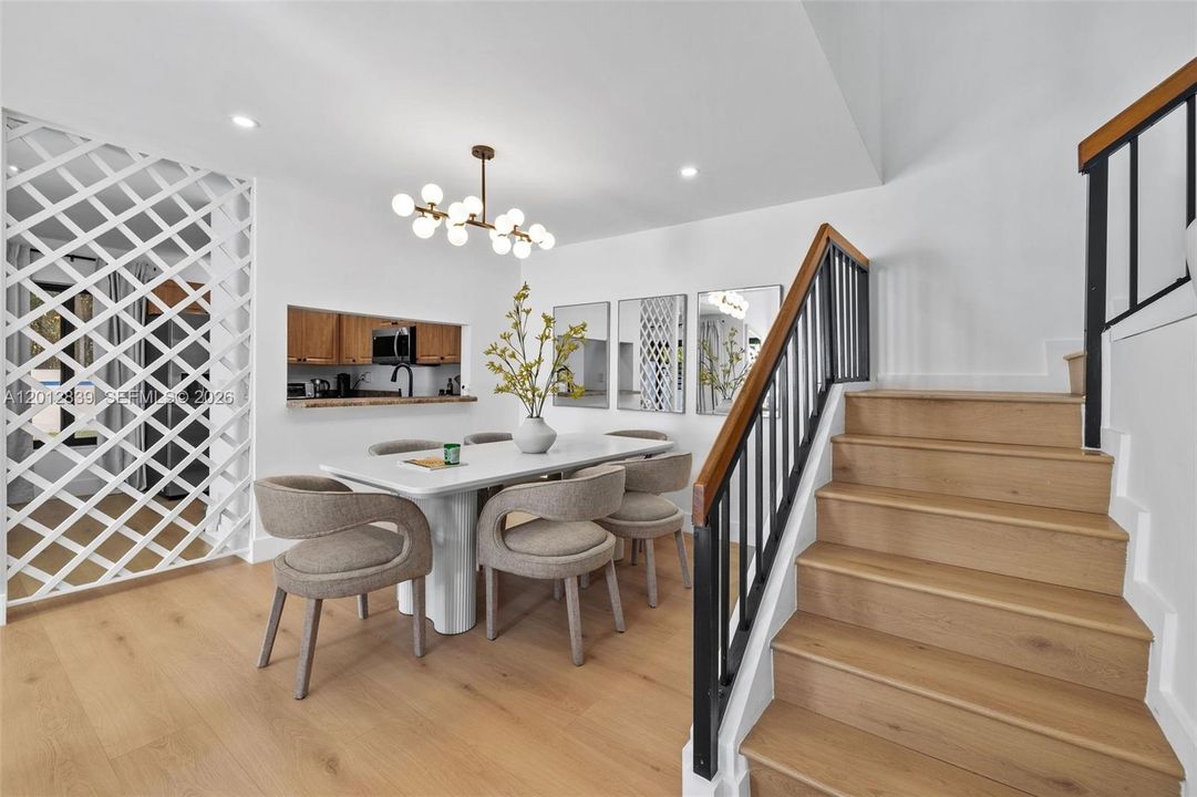 En Venta: $699,000 (3 camas, 2 baños, 1495 Pies cuadrados)