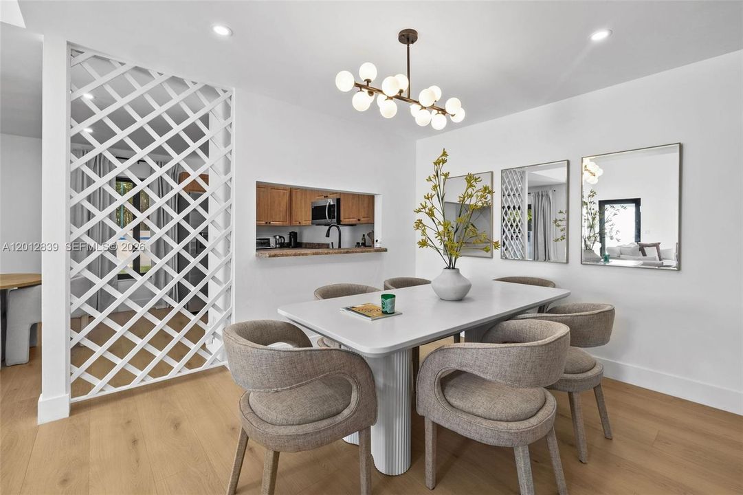 En Venta: $699,000 (3 camas, 2 baños, 1495 Pies cuadrados)