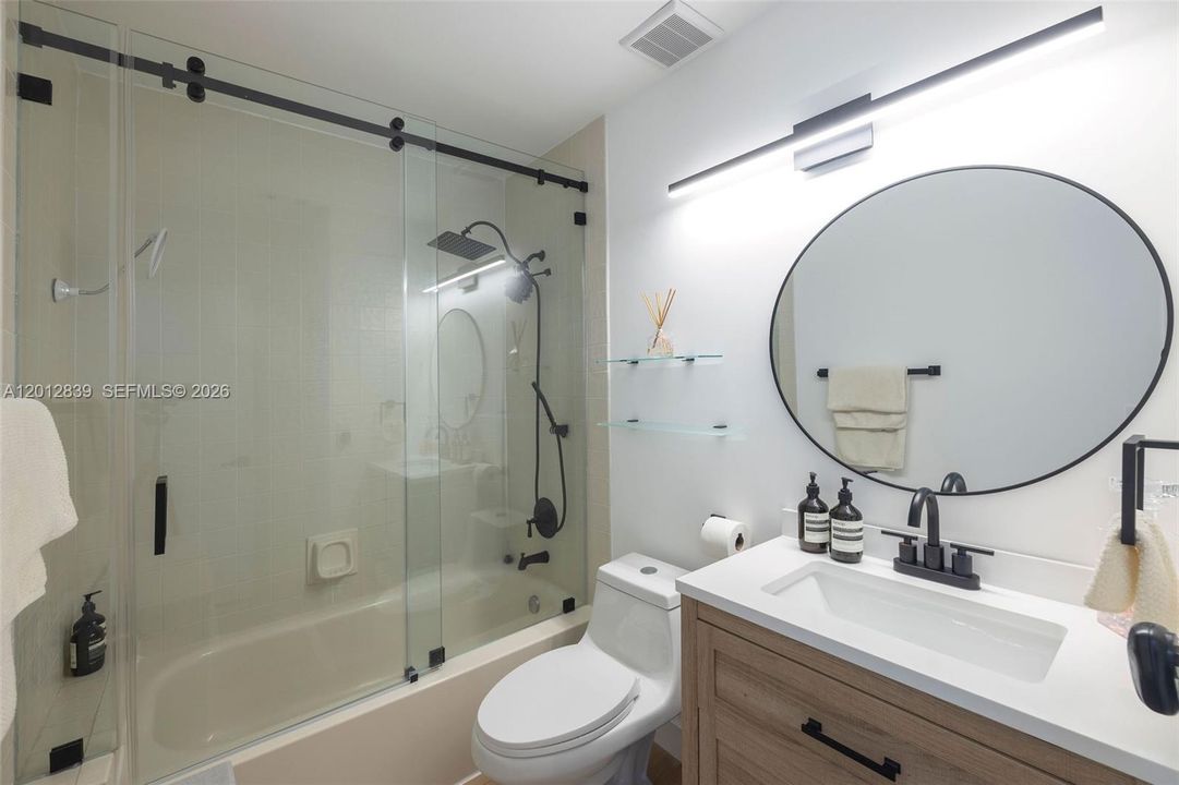 En Venta: $699,000 (3 camas, 2 baños, 1495 Pies cuadrados)