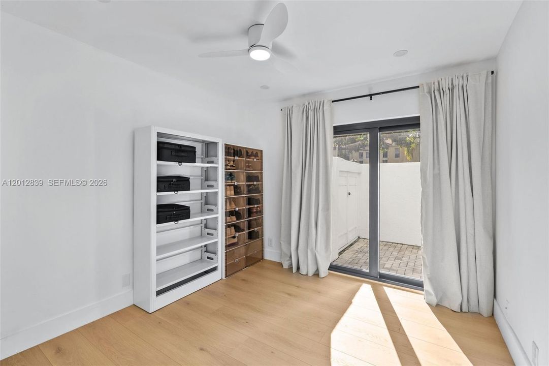En Venta: $699,000 (3 camas, 2 baños, 1495 Pies cuadrados)