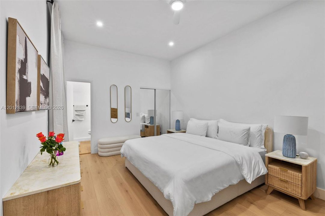 En Venta: $699,000 (3 camas, 2 baños, 1495 Pies cuadrados)