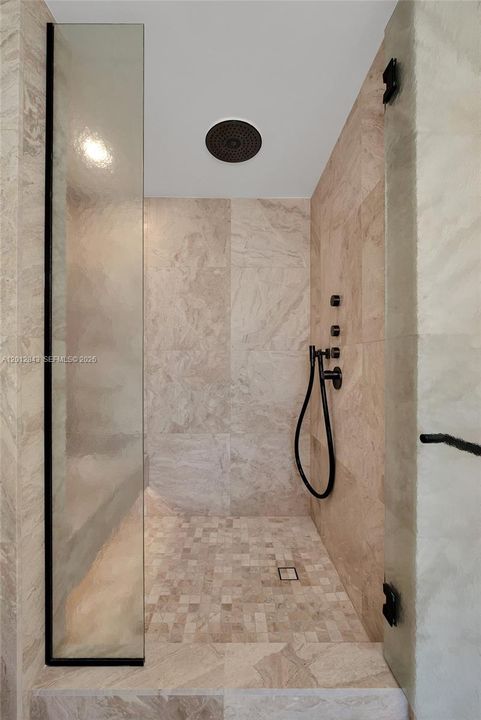 Lymphatic massage system in shower