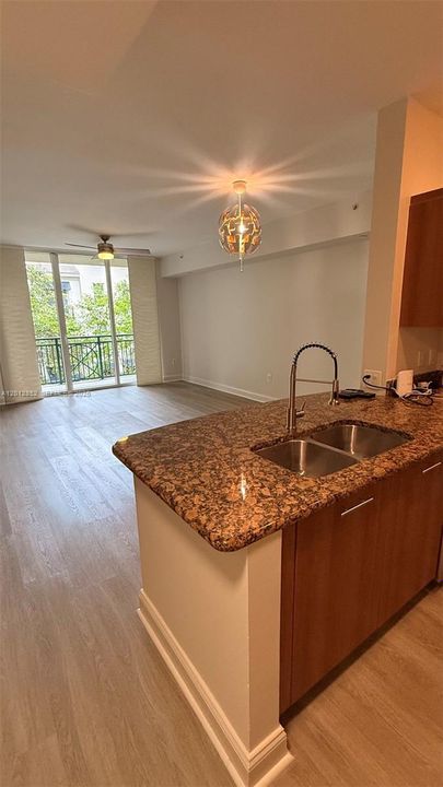 En Venta: $230,000 (1 camas, 1 baños, 785 Pies cuadrados)