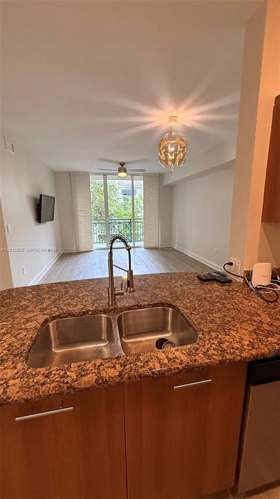 En Venta: $230,000 (1 camas, 1 baños, 785 Pies cuadrados)
