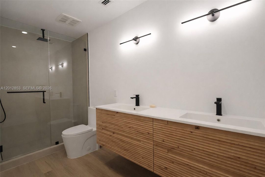 For Rent: $7,850 (3 beds, 3 baths, 1823 Square Feet)