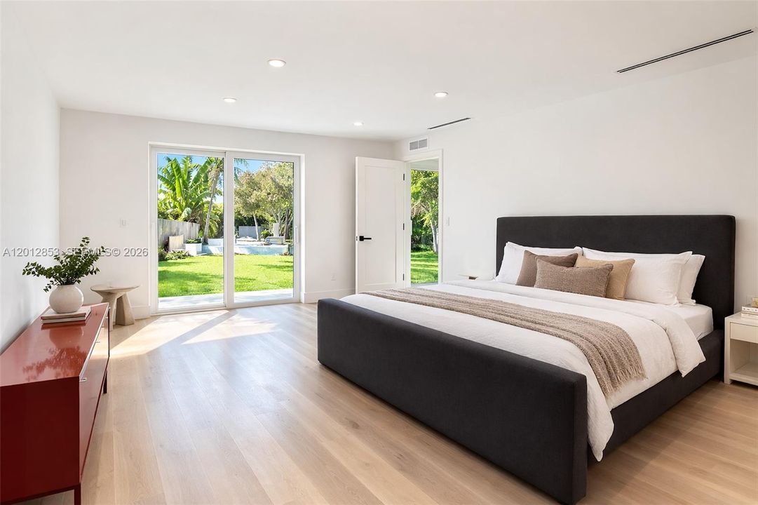 For Rent: $7,850 (3 beds, 3 baths, 1823 Square Feet)