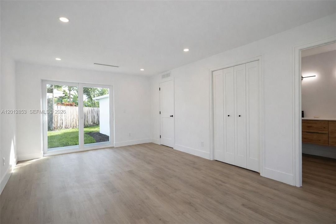 For Rent: $7,850 (3 beds, 3 baths, 1823 Square Feet)