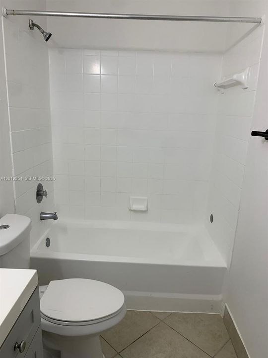 Activo con contrato: $129,900 (2 camas, 1 baños, 708 Pies cuadrados)