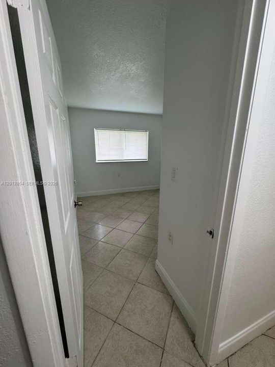 Activo con contrato: $129,900 (2 camas, 1 baños, 708 Pies cuadrados)