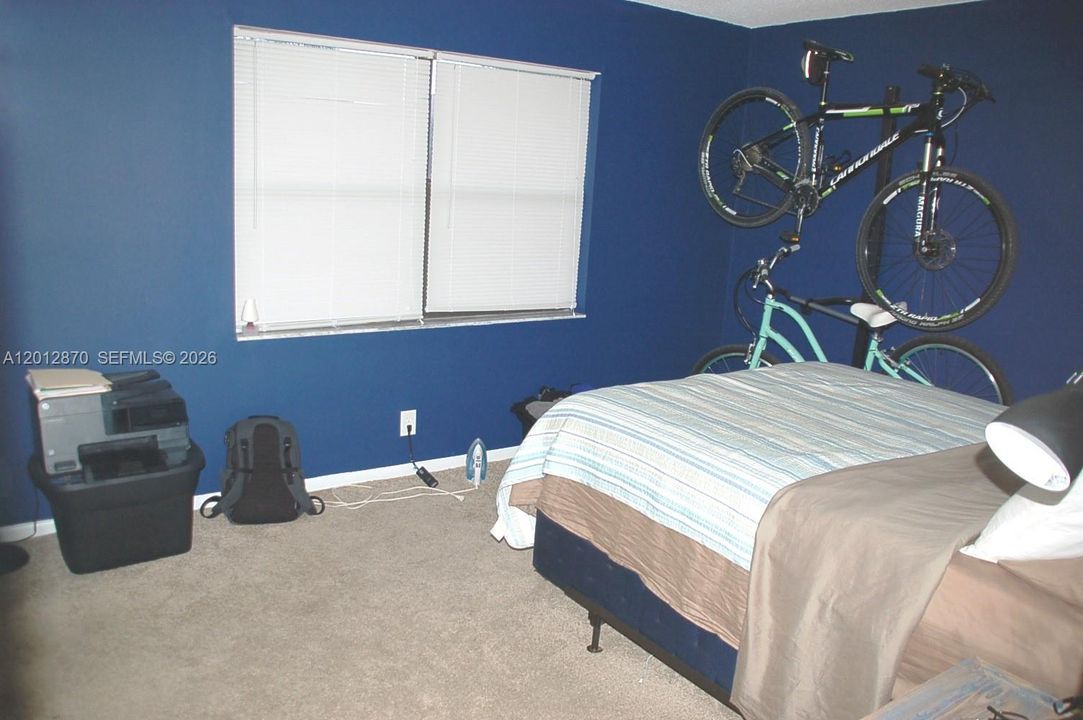 Activo con contrato: $1,700 (2 camas, 2 baños, 760 Pies cuadrados)