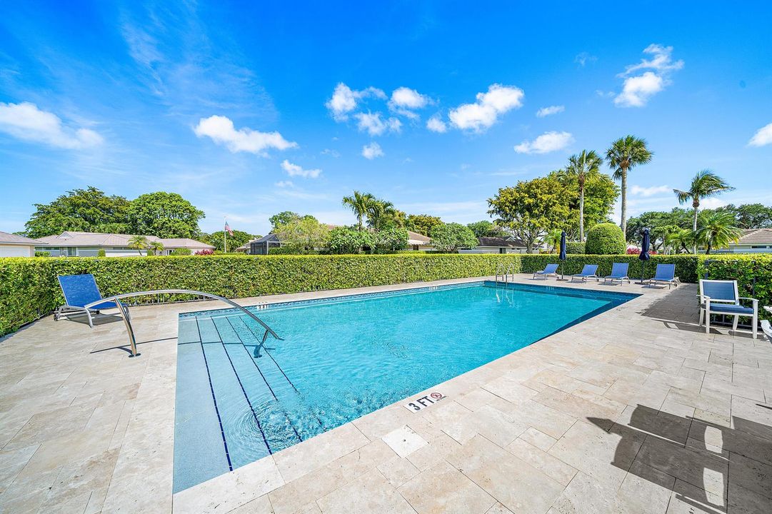 042-11609NorthLakeDrive-BoyntonBeach-FL-