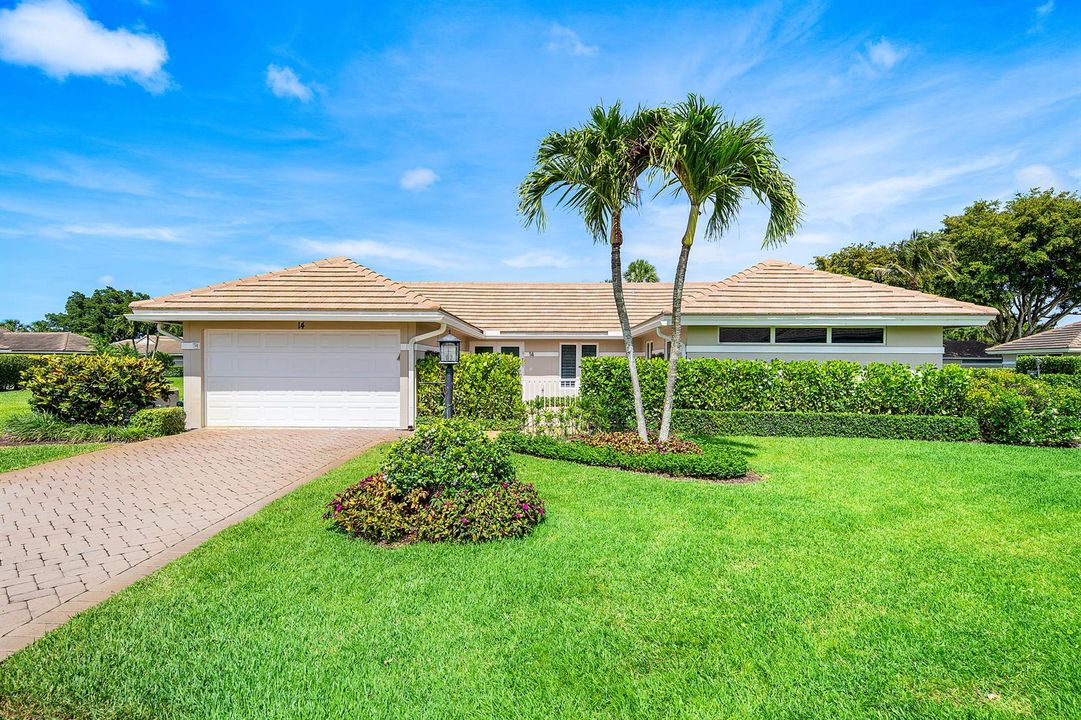 001-11609NorthLakeDrive-BoyntonBeach-FL-