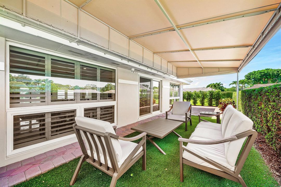 034-11609NorthLakeDrive-BoyntonBeach-FL-