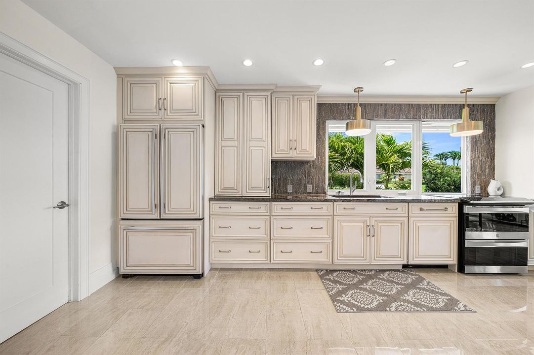 018-11609NorthLakeDrive-BoyntonBeach-FL-
