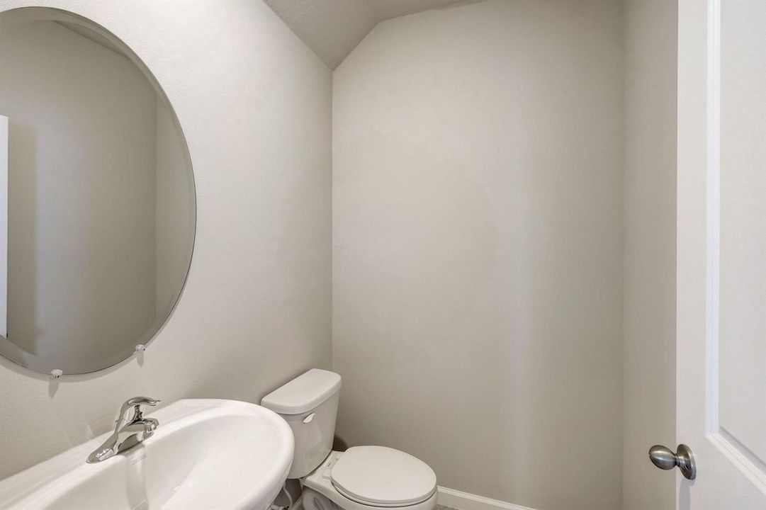 half bathroom1.1