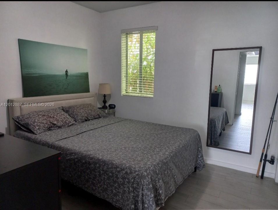 Activo con contrato: $1,800 (1 camas, 1 baños, 395 Pies cuadrados)