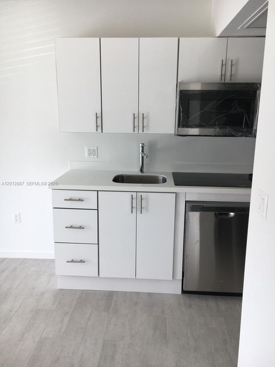 Activo con contrato: $1,800 (1 camas, 1 baños, 395 Pies cuadrados)