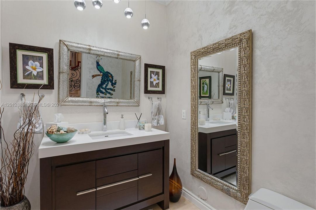 For Sale: $4,999,000 (6 beds, 5 baths, 4873 Square Feet)