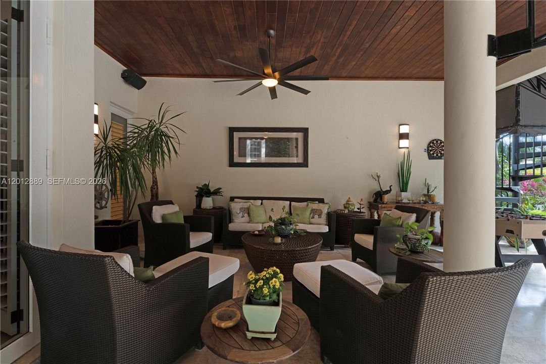 For Sale: $4,999,000 (6 beds, 5 baths, 4873 Square Feet)