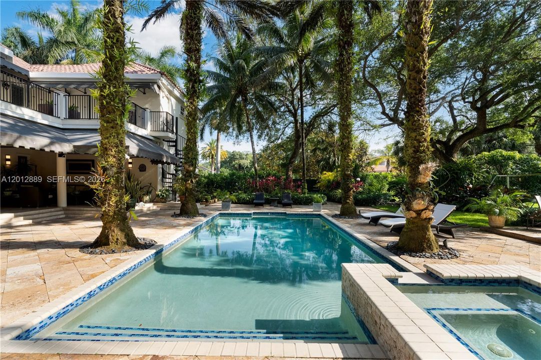 For Sale: $4,999,000 (6 beds, 5 baths, 4873 Square Feet)