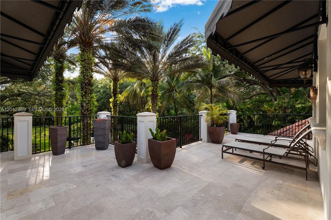 For Sale: $4,999,000 (6 beds, 5 baths, 4873 Square Feet)