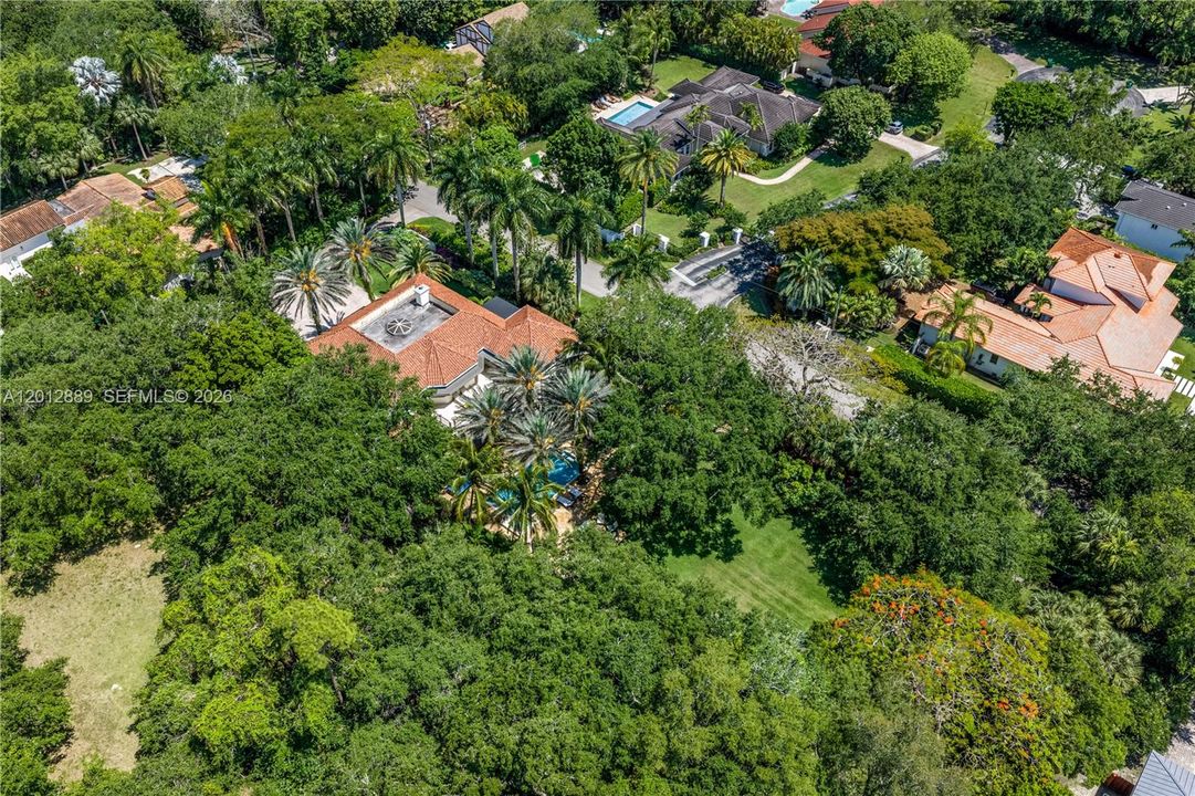 For Sale: $4,999,000 (6 beds, 5 baths, 4873 Square Feet)