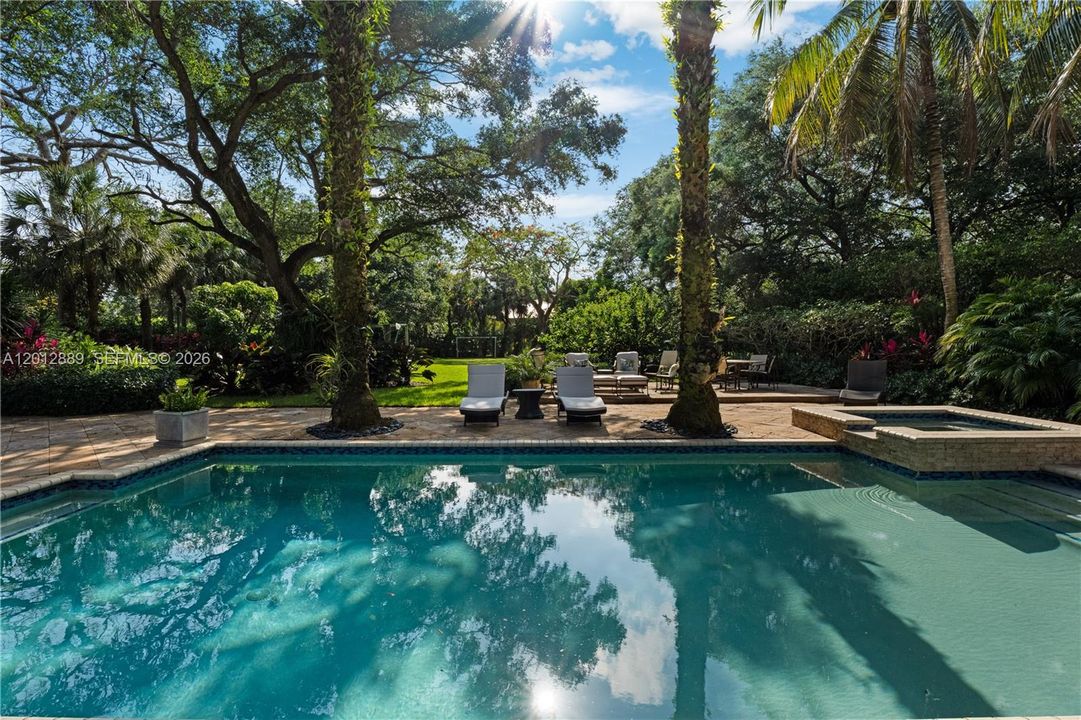 For Sale: $4,999,000 (6 beds, 5 baths, 4873 Square Feet)