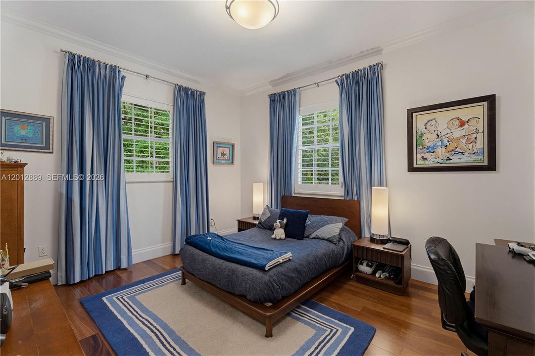 For Sale: $4,999,000 (6 beds, 5 baths, 4873 Square Feet)