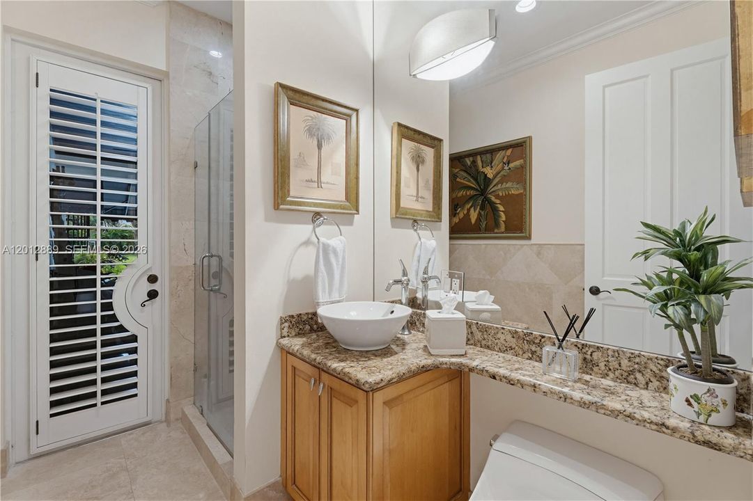 For Sale: $4,999,000 (6 beds, 5 baths, 4873 Square Feet)