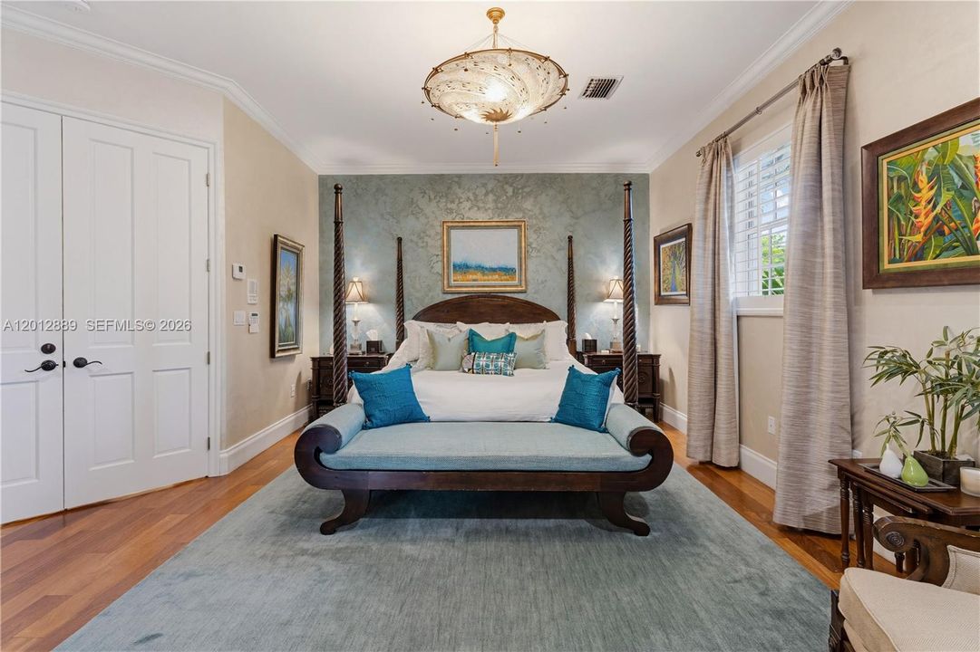 For Sale: $4,999,000 (6 beds, 5 baths, 4873 Square Feet)