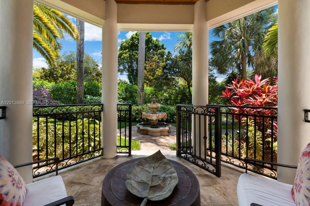 For Sale: $4,999,000 (6 beds, 5 baths, 4873 Square Feet)