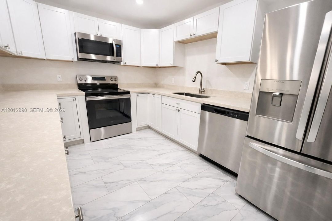 For Rent: $2,800 (3 beds, 2 baths, 1500 Square Feet)