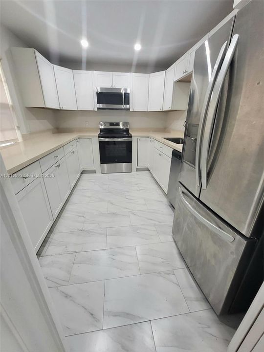 For Rent: $2,800 (3 beds, 2 baths, 1500 Square Feet)