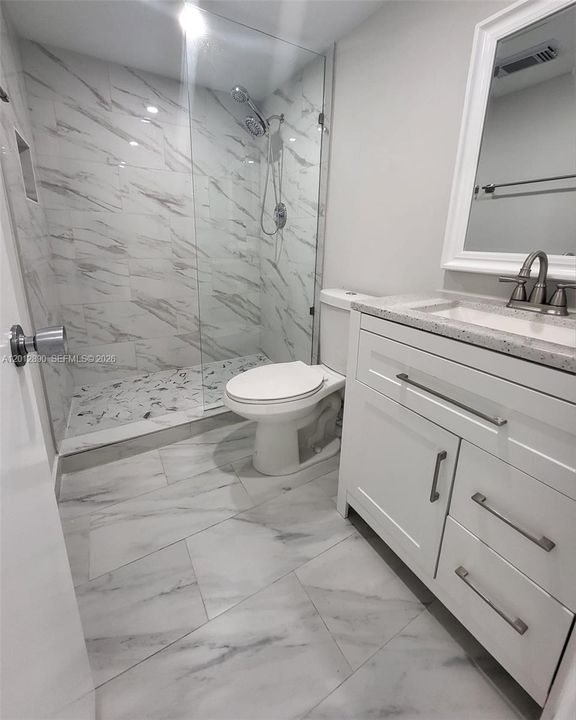 Gorgeous 2nd bathroom