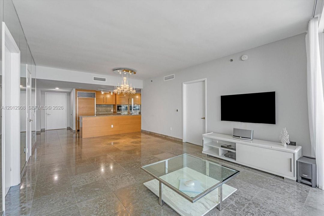 For Sale: $1,195,000 (2 beds, 2 baths, 1313 Square Feet)
