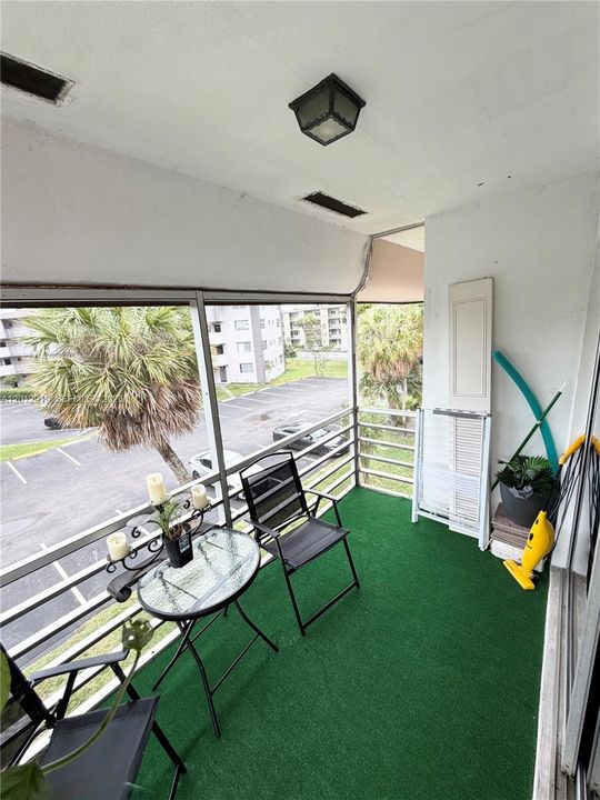 For Sale: $80,000 (2 beds, 2 baths, 920 Square Feet)