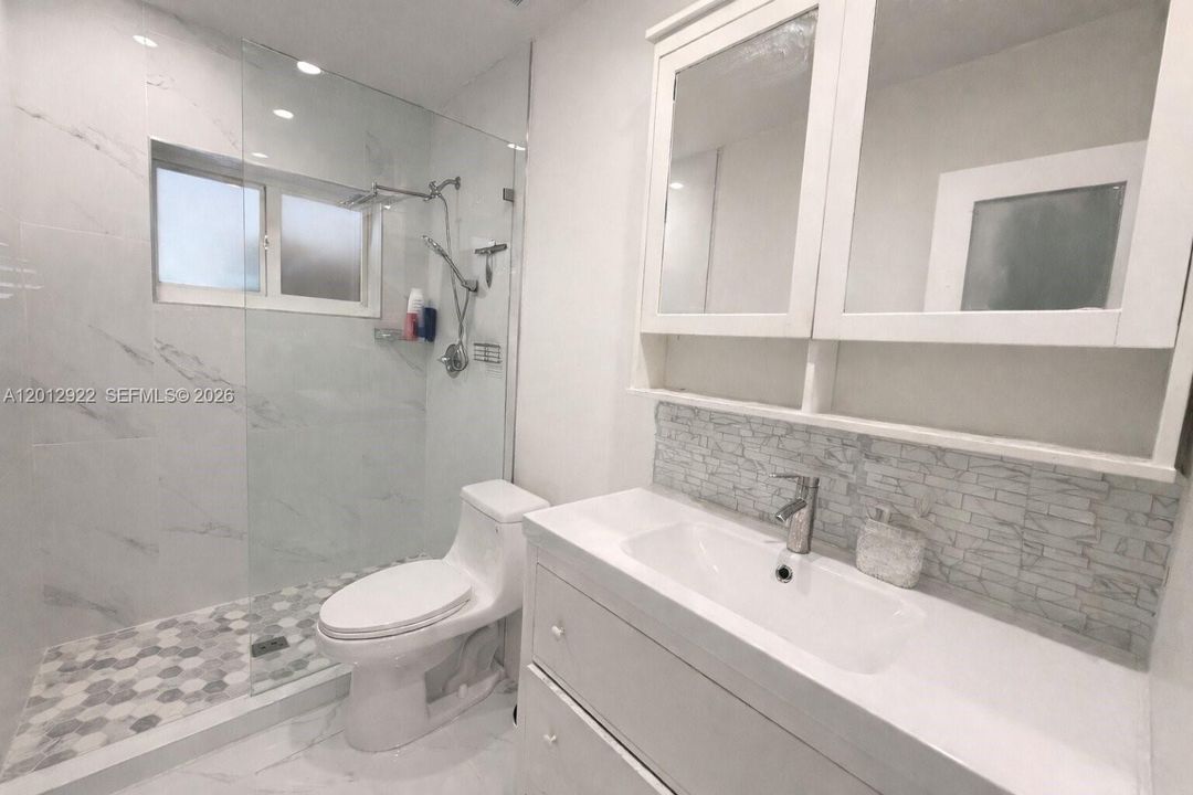 Active With Contract: $3,500 (4 beds, 3 baths, 1608 Square Feet)