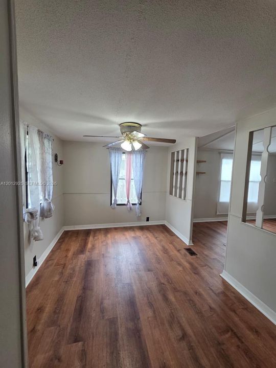 For Rent: $1,700 (3 beds, 2 baths, 0 Square Feet)