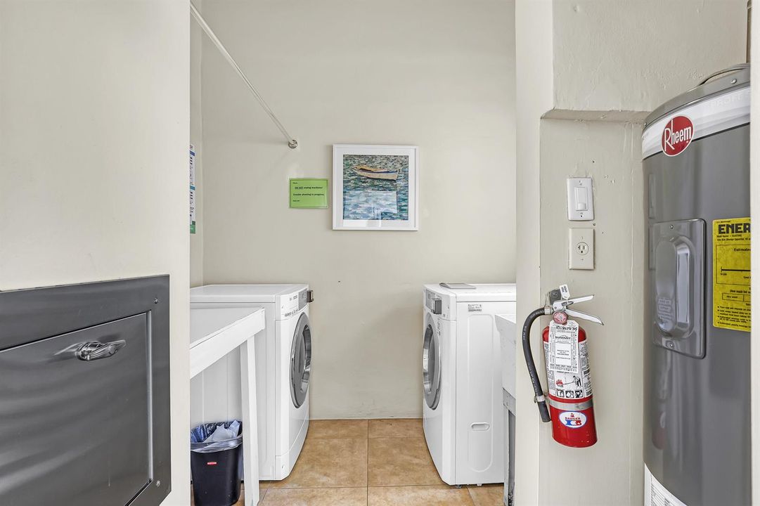 LAUNDRY ROOM