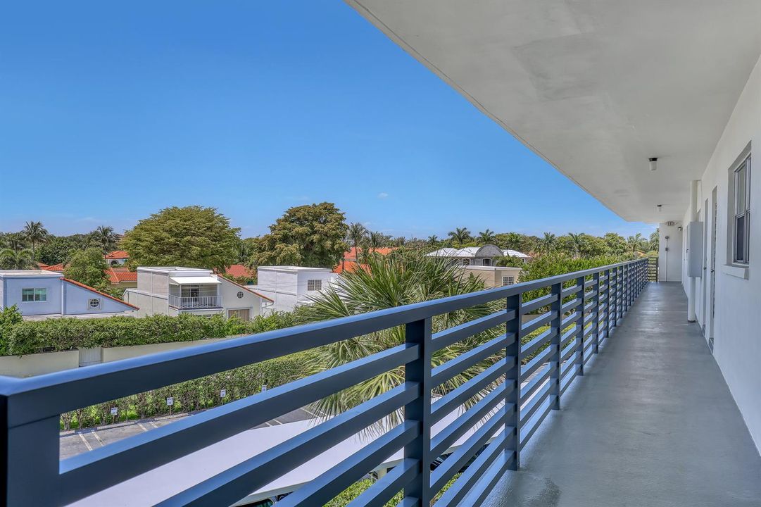 435 PENTHOUSE FLOOR