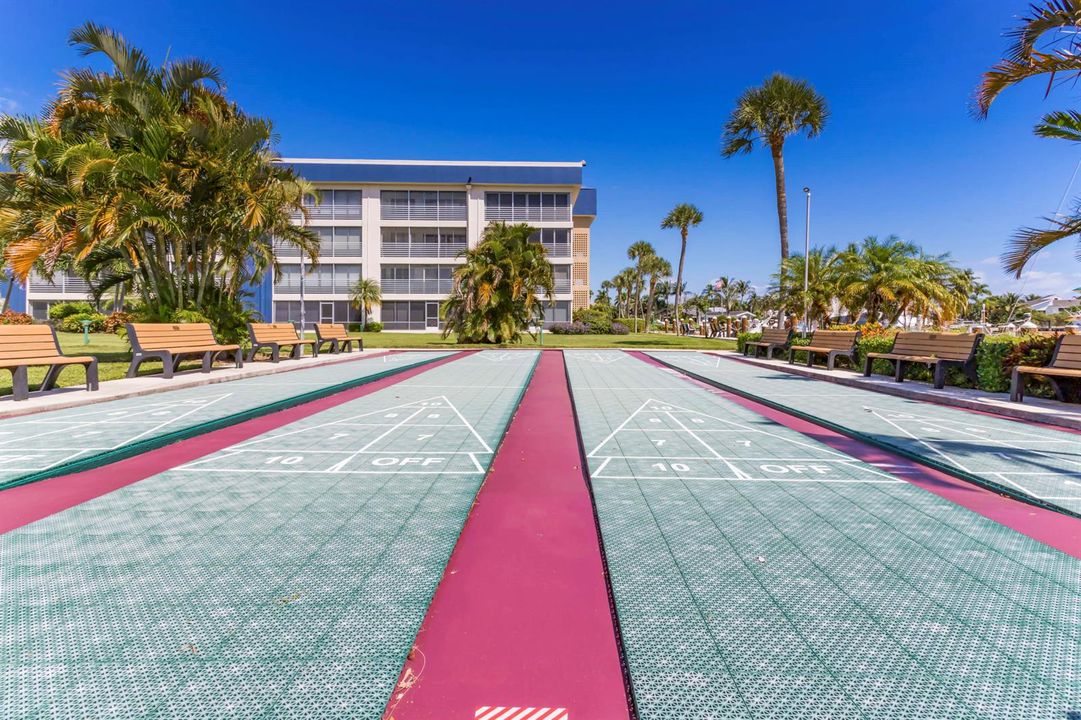 SHUFFLEBOARD COURT
