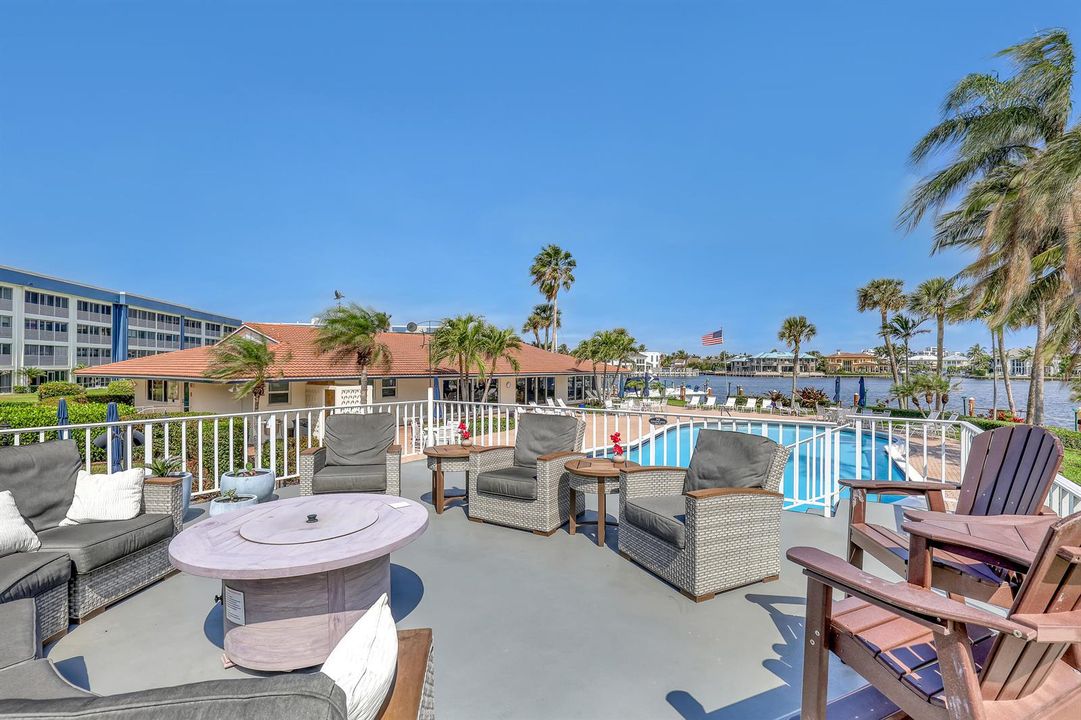 TOP TERRACE