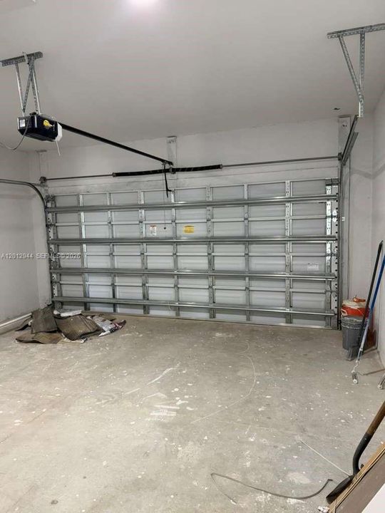 En Venta: $360,000 (3 camas, 2 baños, 1750 Pies cuadrados)